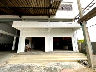 Factory for rent : For rent Warehouse 688 sqm in Bang Phli, Samut Prakan