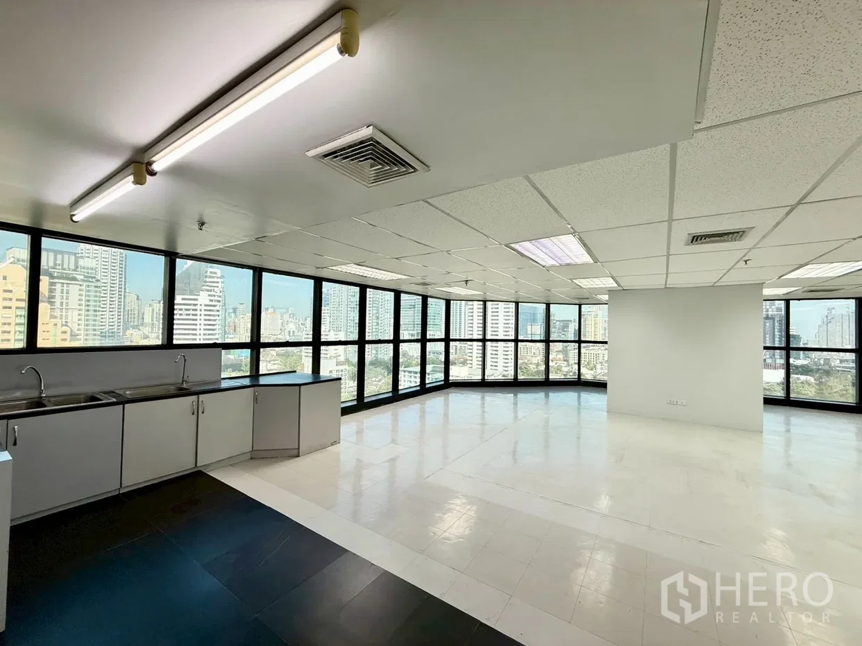 picture For rent Office Space 450 sqm in Watthana, Bangkok BTS Ekkamai - 7/10