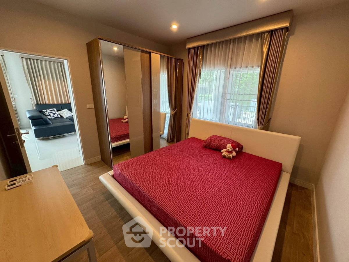 picture 4-BR 220 Sqm House At Burasiri Pattanakarn, Prawet (ID 3371312) - 6/8