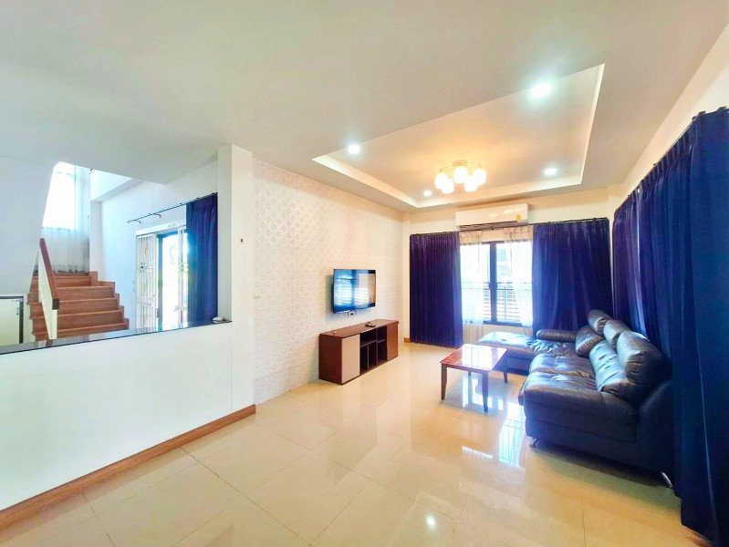 รูป รร.นานาชาตินครพายัพ 900 ม.บ้าน2ชั้น แยกลิขิตชีวัน 500 ม.4นอน เซ็นทรัล เชียงใหม่ 3.7กม. 3 น้ำ  60ตร.ว.180ตร.ม.พร้อมเฟอร์ฯครบ - รูปที่ 8/8