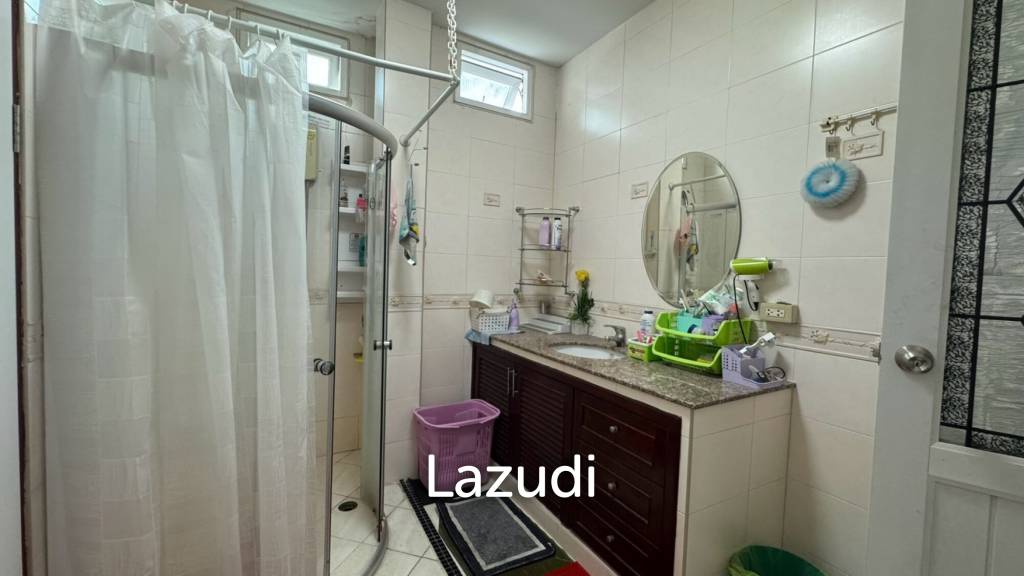 รูป ขายทาวน์เฮาส์สไตล์ทันสมัย ​​ 2 ห้องนอน ที่ แอล เค พัทยากลาง - รูปที่ 23/27