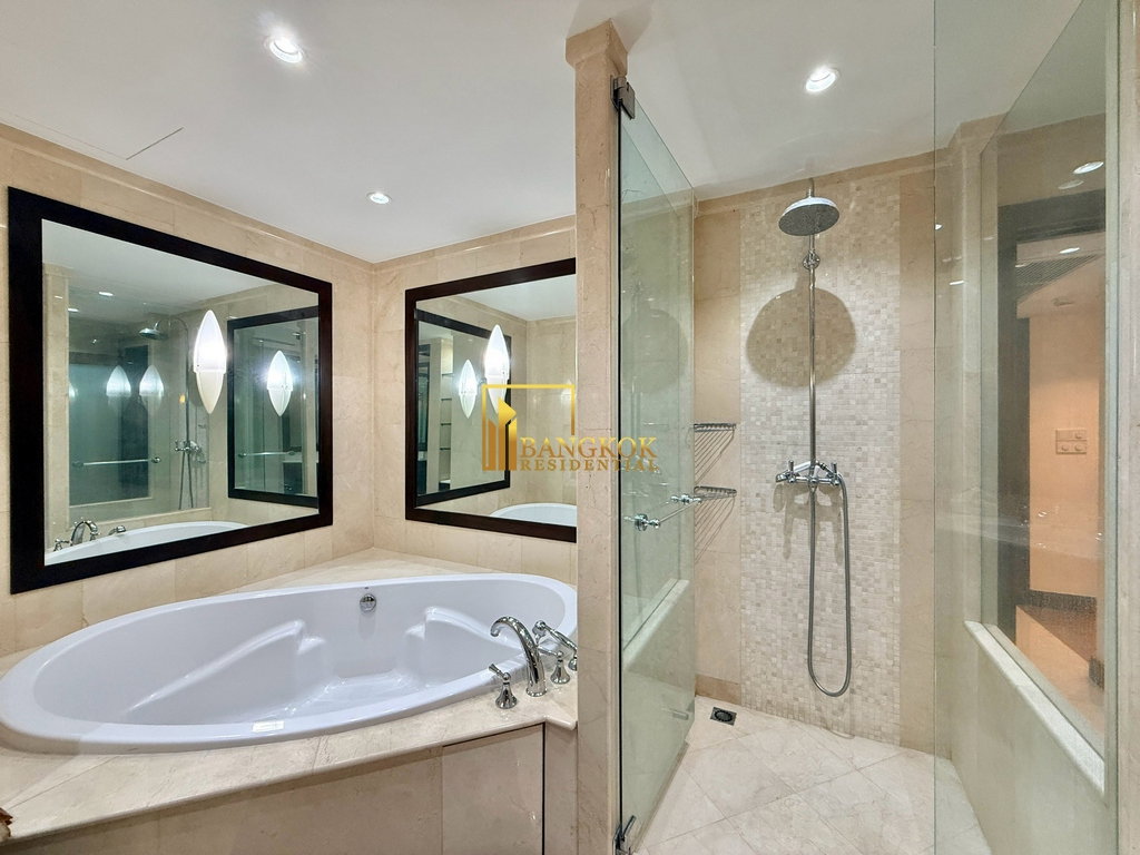 picture Somkid Garden - Elegant 3 Bedroom Luxury Condo Chidlom - BR15878CD - 22/46