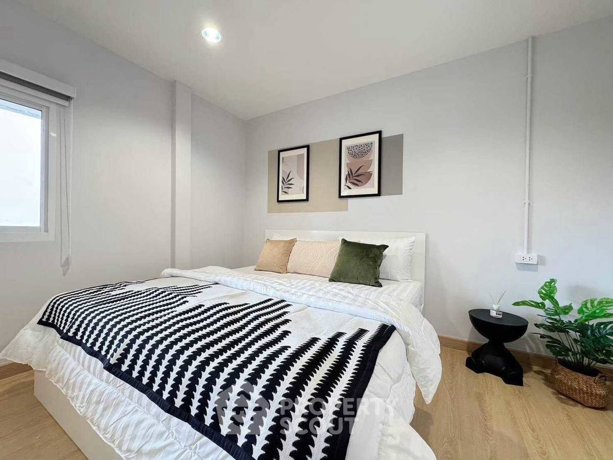 picture 5-BR Villa near MRT Sutthisan (ID 3369902) - 14/20