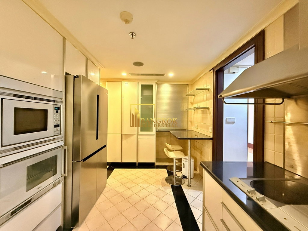 picture Somkid Garden - Elegant 3 Bedroom Luxury Condo Chidlom - BR15878CD - 9/46