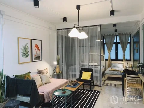 For rent Shophouse 272 sqm in Phra Khanong, Khlong Toei, Bangkok BTS Thonglor