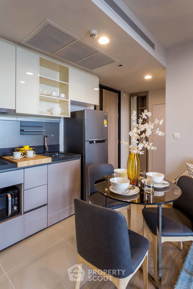 picture 39th-Floor 2-BR Condo At Oka Haus Sukhumvit 36 Near BTS Thong Lor (ID 1857486) - 26/40