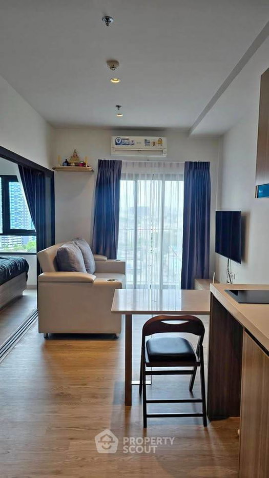 picture 200m To BTS Talat Phlu | 1-BR Altitude Unicorn Sathorn-Tha Phra (ID 3368792) - 1/10