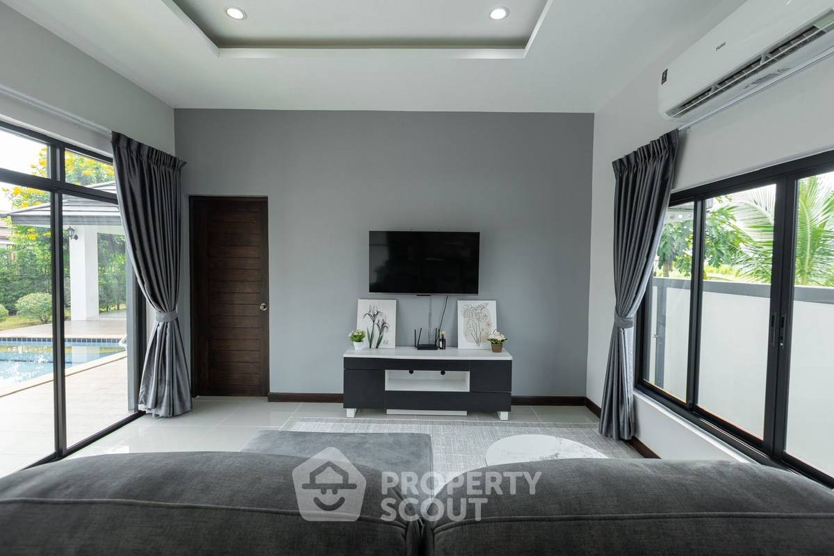 รูป วิลล่า 3-ห้องนอน ใน หินเหล็กไฟ (ID 2248774) - รูปที่ 8/30