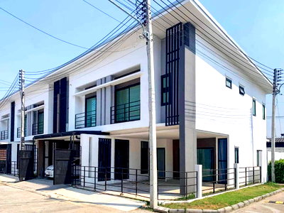 ทาวน์โฮม สมุทรสาคร : ขาย บ้าน EK Town พุทธมณฑลสาย 4 ทาวน์โฮม 2 ชั้น 3 นอน 2 น้ำ ขนาด 31 ตรว 124 ตรม ใกล้ เพชรเกษม อ้อมน้อย พุทธสาคร ศาลายา บรมราชชนนี: KT26S-016