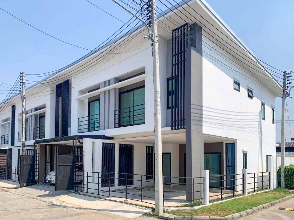 รูป ขาย บ้าน EK Town พุทธมณฑลสาย 4 ทาวน์โฮม 2 ชั้น 3 นอน 2 น้ำ ขนาด 31 ตรว 124 ตรม ใกล้ เพชรเกษม อ้อมน้อย พุทธสาคร ศาลายา บรมราชชนนี: KT26S-016 - รูปที่ 1/10