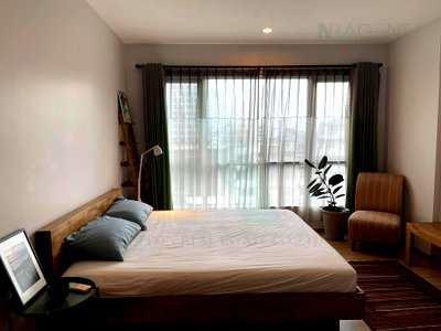 Condos for rent : For Rent Condo HIVE TAKSIN Building 1, Floor 7,1 bed room, Room size 50.00 sqm