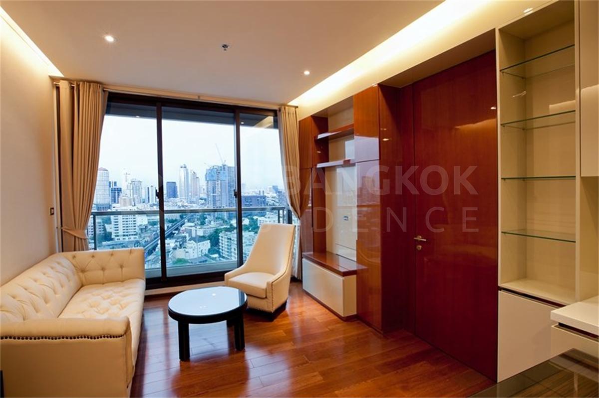 picture Easy Travel, Fully Utilized Space The Address Sukhumvit 28 near BTS Phrom Phong - 4/9