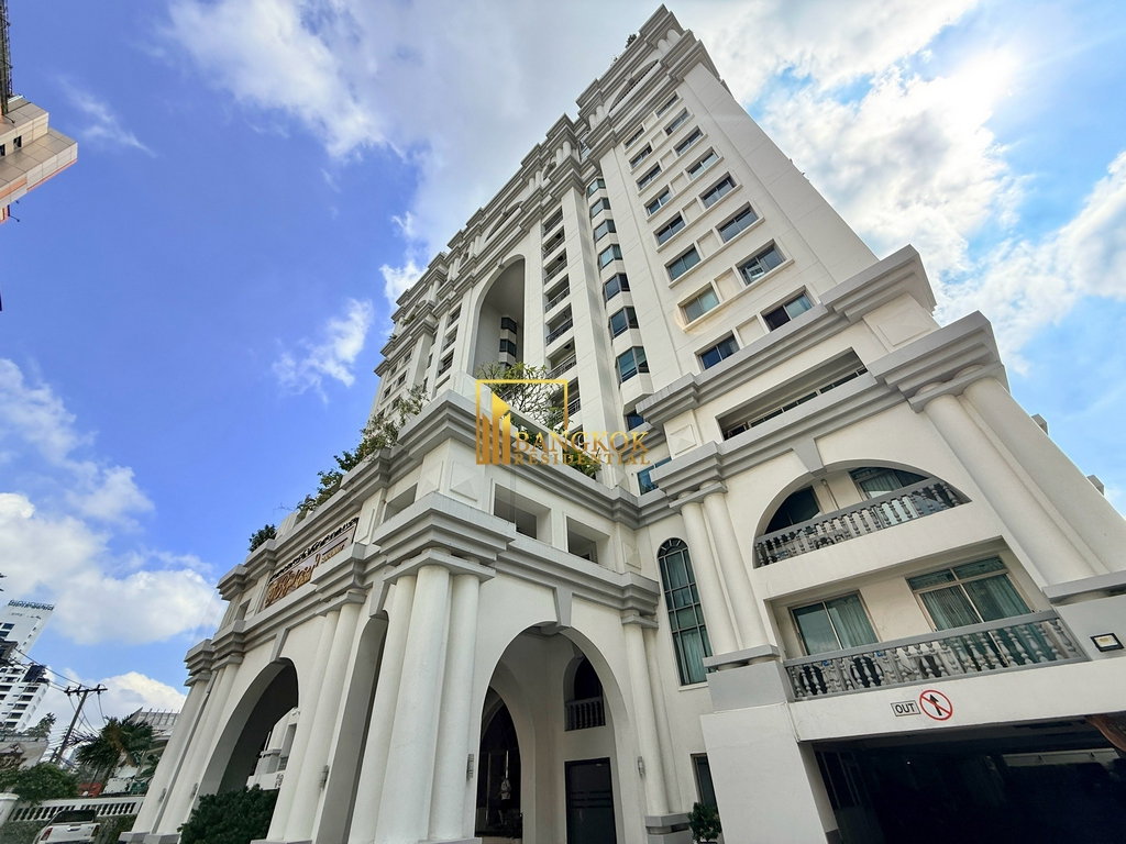 picture Royal Castle | Renovated 4 Bed Condo in Phrom Phong Area - BR18837CD - 48/50