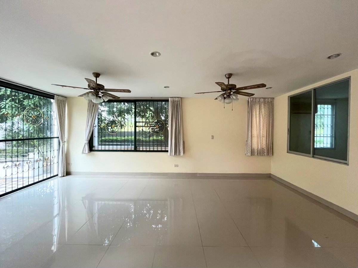 รูป 92138 - ขายบ้านเดี่ยว 2 ชั้น Chateau Dale Residence ต.หนองปรือ อ.บางละมุง ชลบุรี เนื้อที่ 100 ตร.วา.หลังมุม - รูปที่ 6/13