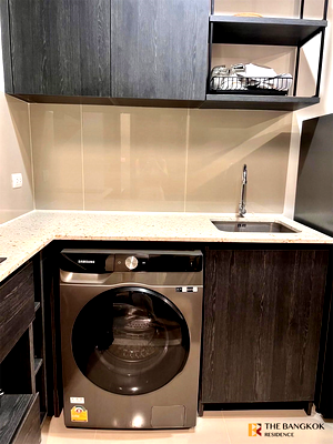 Condos for rent : XT Huaikhwang near MRT Huai Khwang Station Ready-to-move-in, Prime Location Condo