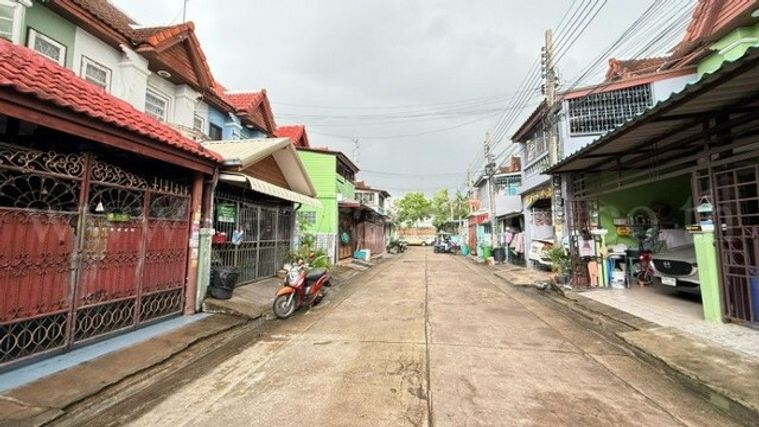 3-bed townhouse for sale, 95 sqm, 16 sq wah, Baan Pongsirichai 4