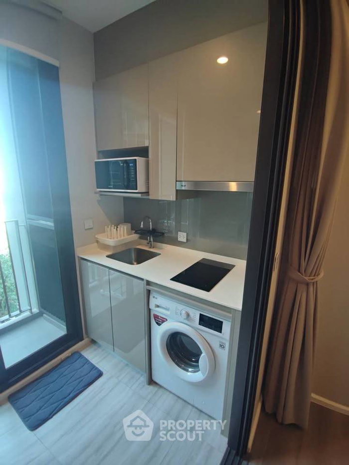 picture 1-BR Whizdom Essence Sukhumvit Near BTS Punnawithi (ID 3368296) - 7/9