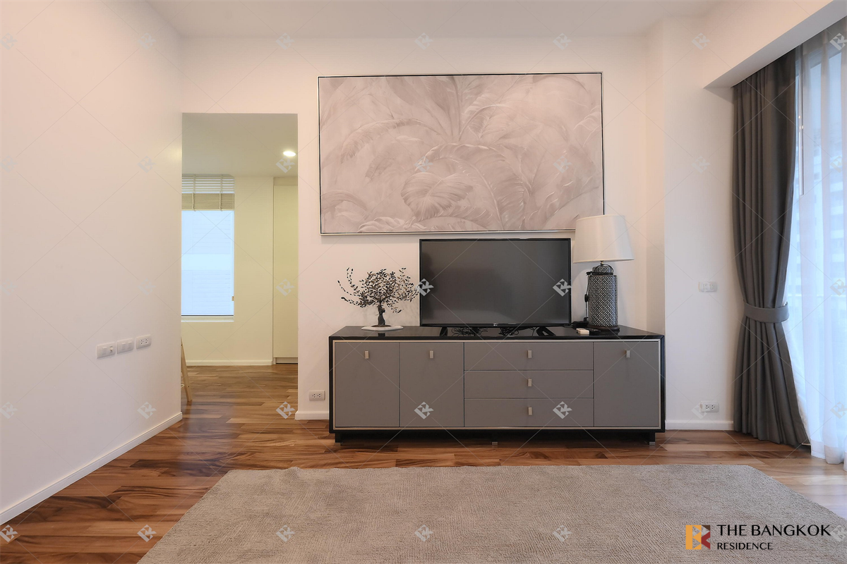 picture Langsuan Ville near BTS Ratchadamri Luxury Condo at Special Price - 7/10