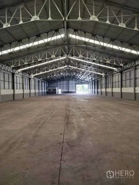 รูป ให้เช่า โกดัง 1300 ตรม ลำปลาทิว ลาดกระบัง กรุงเทพมหานคร - รูปที่ 10/16