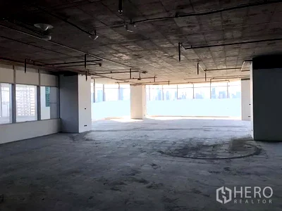 Office for rent Sukhumvit Road : For Rent Office Space 880 sqm in Khlong Toei, Bang Na, Bangkok BTS Asok