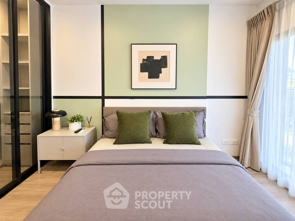 picture 200m To MRT Huai Khwang | 1-BR SOHO Bangkok Ratchada (ID 3368700) - 14/17