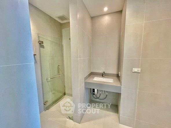 รูป คอนโด 2 ห้องนอน ชั้น 26 Chatrium Riverside Condominium ใกล้ BTS สะพานตากสิน (ID 3368822) - รูปที่ 5/7