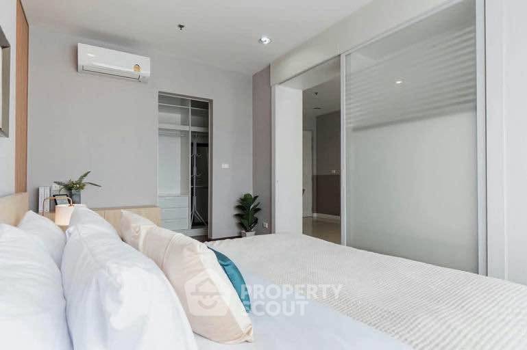 picture 1-BR Condo at Q House Sathon near BTS Krung Thon Buri (ID 3368802) - 4/15