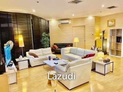 Baan Sathorn Chaopraya / Condo For Rent and Sale / 3 Bedroom / 167 SQM / BTS Saphan Taksin / Bangkok