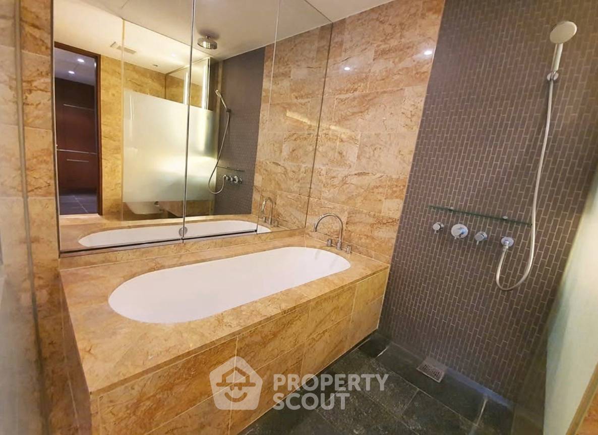 picture 100m To BTS Ratchadamri | 1-BR Hansar Residence Rajdamri (ID 3368294) - 6/6