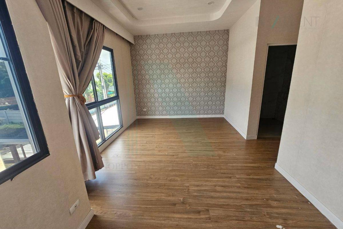 picture For Sell Town house PLENO PHAHOLYOTHIN 2-story 2 bedroom 2 bathroom - 6/8