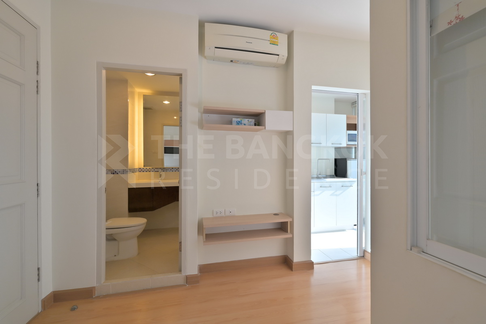 Life@Ratchada - Suthisan Easy Start with a City Dweller Lifestyle near MRT Sutthisan Station