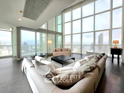 Condos for sale : 4-BR Condo at The River Condominium near BTS Saphan Taksin (ID 3368753)