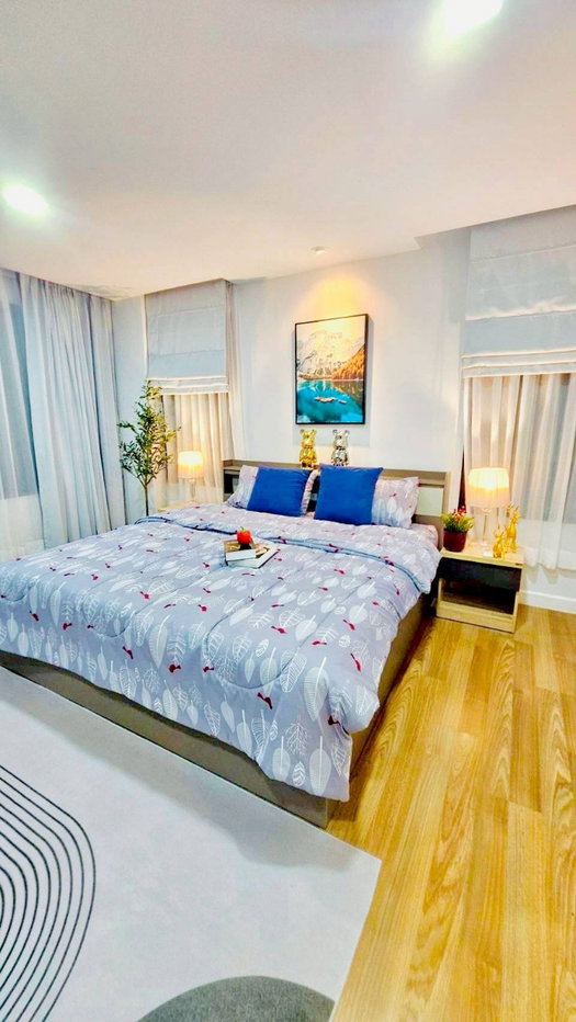 รูป ด่วน! ลดพิเศษ ให้เช่า เคปทาวน์ ศรีราชา 2 ห้องนอน ไซส์บ้าน 91.8 ตร.ม. หิ้วกระเป๋าเข้าอยู่ได้เลย
- รูปที่ 9/19
