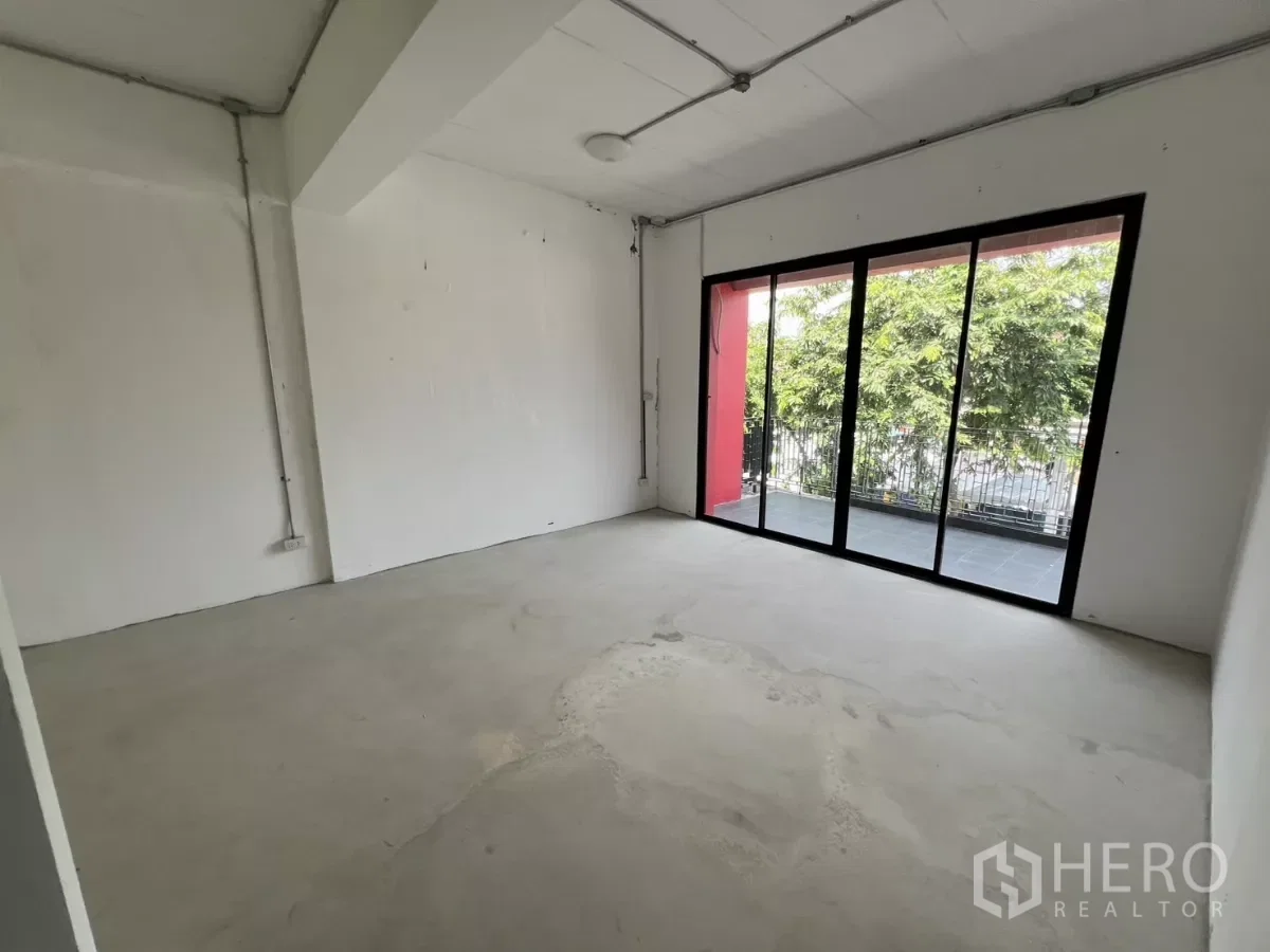 picture For Rent Home Office Space 229 sqm in Rong Mueang, Pathum Wan, Bangkok BTS National Stadium - 9/19