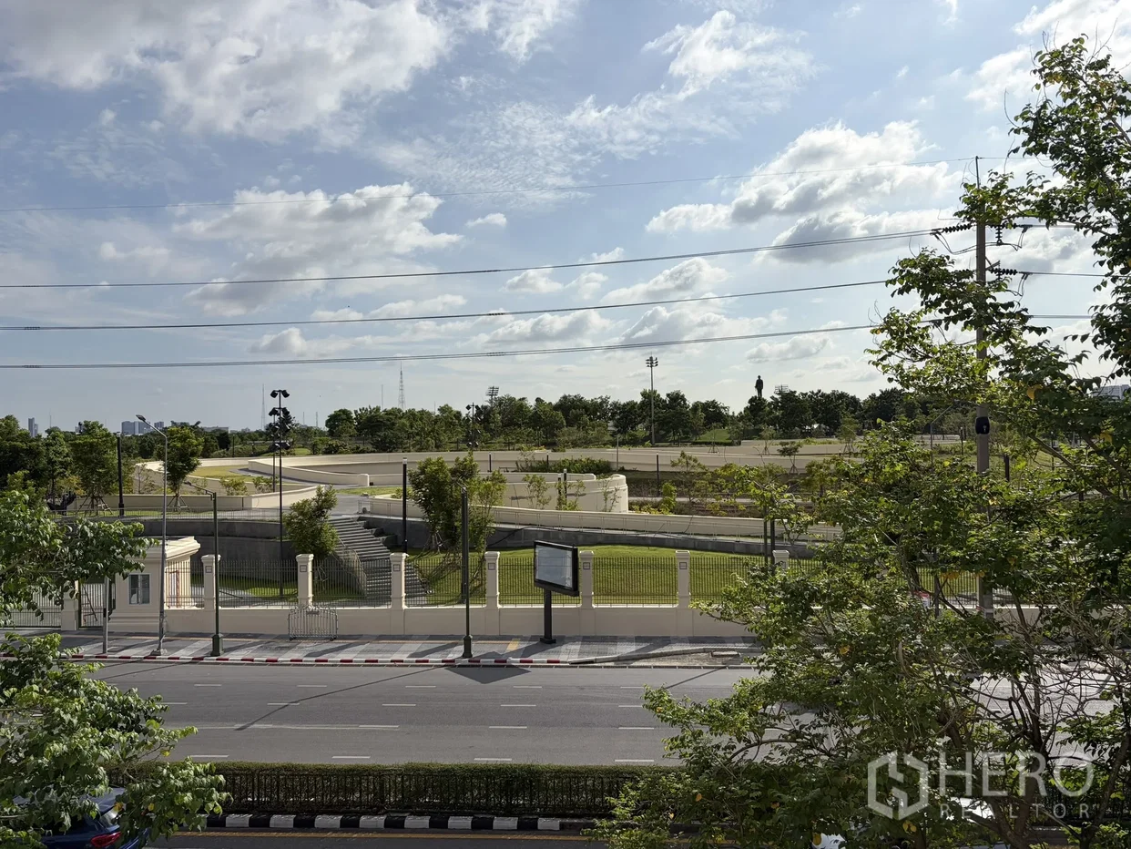 รูป ให้เช่า ตึกแถว 300 ตรม สี่แยกมหานาค ดุสิต กรุงเทพมหานคร - รูปที่ 18/18