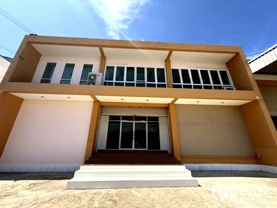 Factory for rent : For rent or sale Warehouse 1000 sqm in Bang Phriang, Bang Bo, Samut Prakan