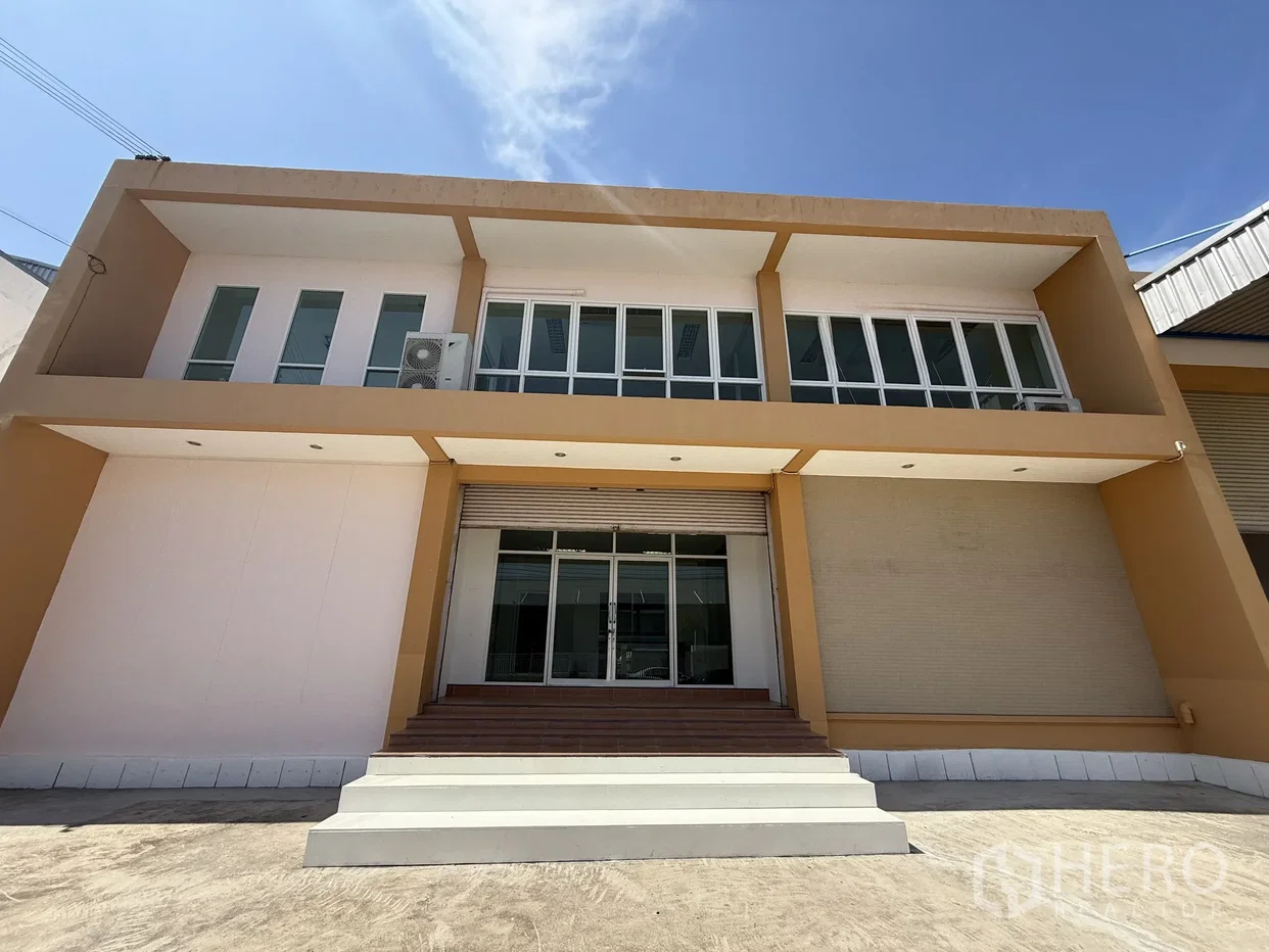 picture For rent or sale Warehouse 1000 sqm in Bang Phriang, Bang Bo, Samut Prakan - 1/25