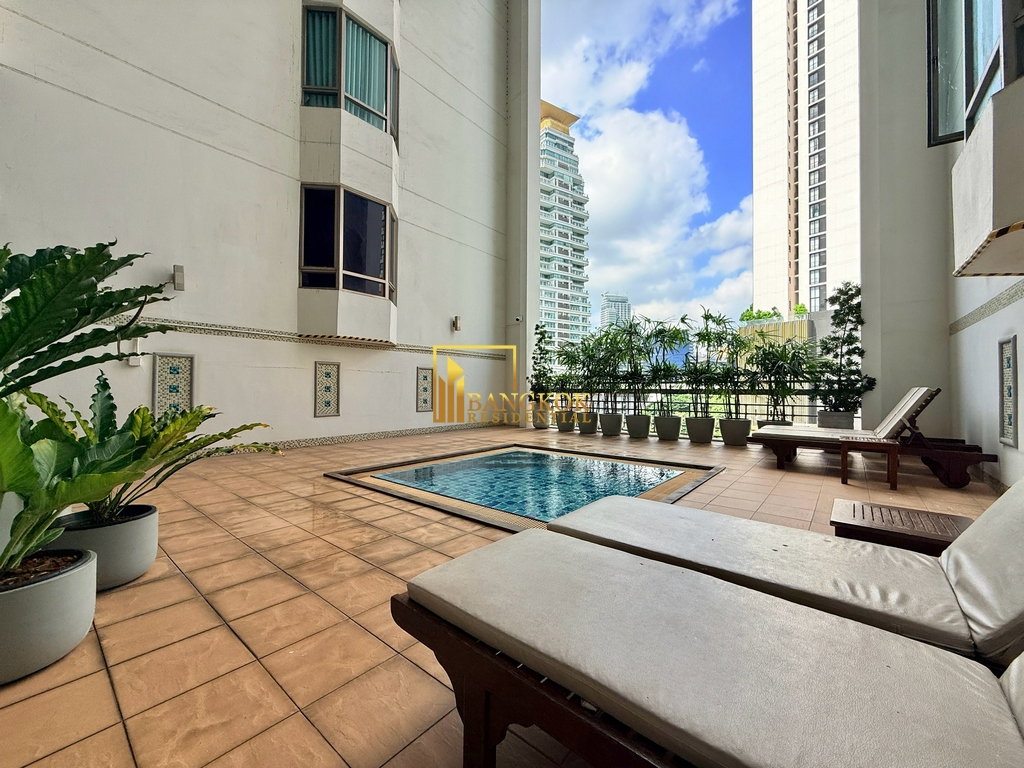 picture Royal Castle | Renovated 4 Bed Condo in Phrom Phong Area - BR18837CD - 39/50