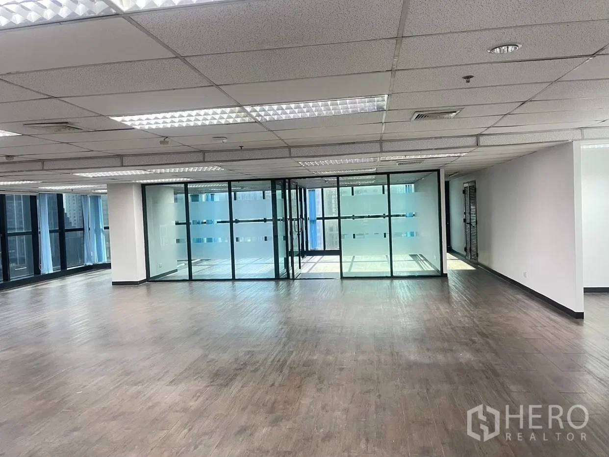 picture For Rent Office Space 450 sq.m. in Khlong Tan Nuea, Watthana, Bangkok BTS Ekkamai - 2/9