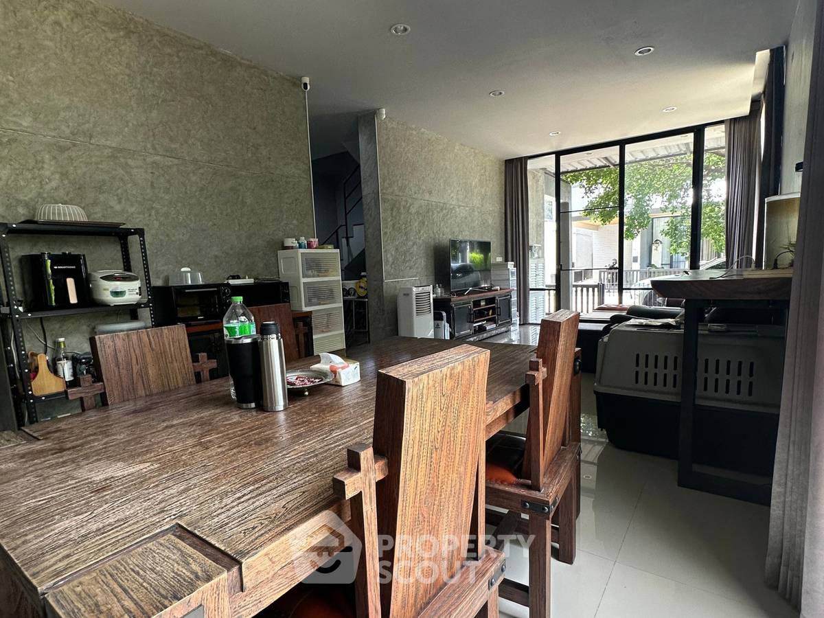 รูป บ้านแฝด สามห้องนอน ทำเลหนองแขม กรุงเทพฯ (ID 3370416) - รูปที่ 4/10