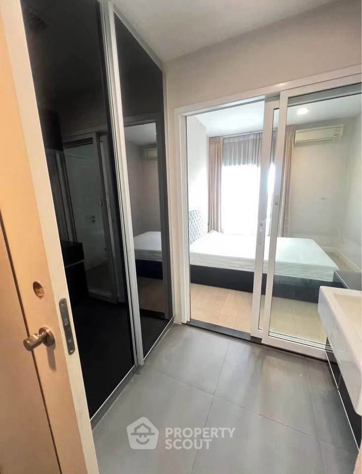 picture Great Value 1-BR At The Crest Sukhumvit 34, 200m To BTS Thong Lor (ID 3350306) - 9/11