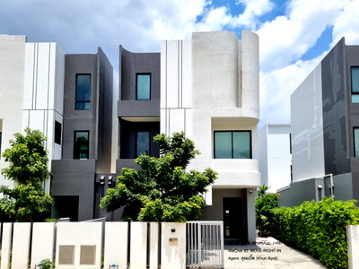 เช่าบ้านแฝด ถนนลาดกระบัง : ใหม่เอี่ยม! [ให้เช่า] Forest Prime Pool Villa สุวรรณภูมิ-ลาดกระบัง | Duo house 3 ชั้น พร้อมสระส่วนตัว ตรงข้ามโรบินสันลาดกระบัง