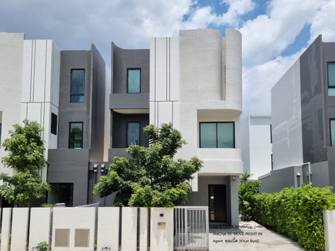 ใหม่เอี่ยม! [ให้เช่า] Forest Prime Pool Villa สุวรรณภูมิ-ลาดกระบัง | Duo house 3 ชั้น พร้อมสระส่วนตัว ตรงข้ามโรบินสันลาดกระบัง