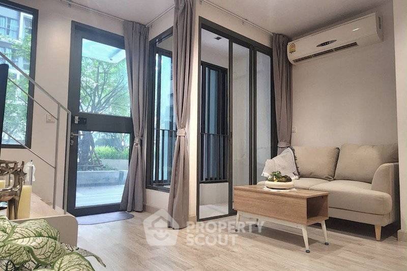 picture 1-BR Condo at Ideo Mobi Rama 9 near MRT Phra Ram 9 (ID 3375976) - 1/7