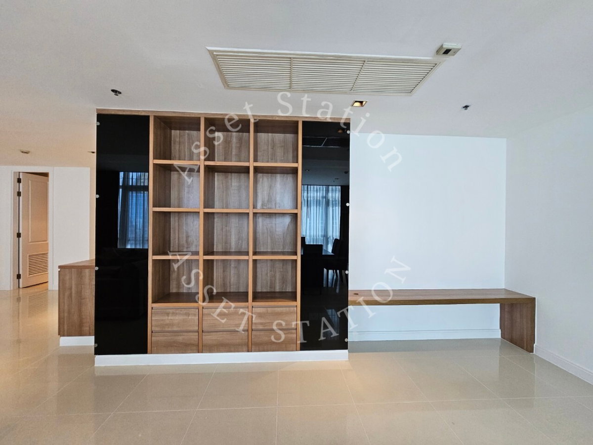 picture Athenee Residence |ð near Phloen Chit BTS station and Central Embassy. - 5/8