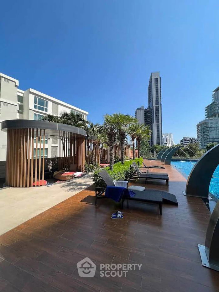picture Studio Condo at The Peak Towers close to Phratamnak (ID 2749713) - 10/12