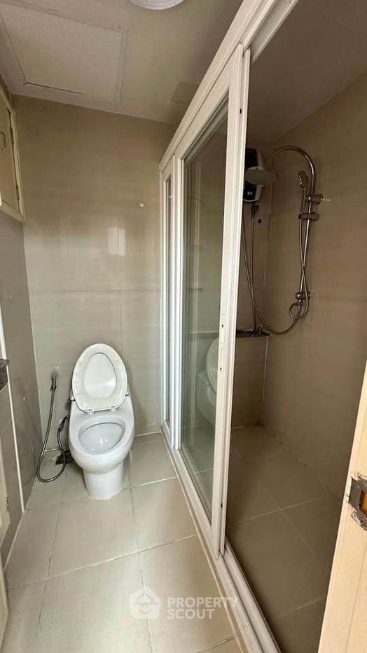 picture 1-BR Condo At Happy Condo Ratchada 18 Near MRT Huai Khwang (ID 3372117) - 14/23