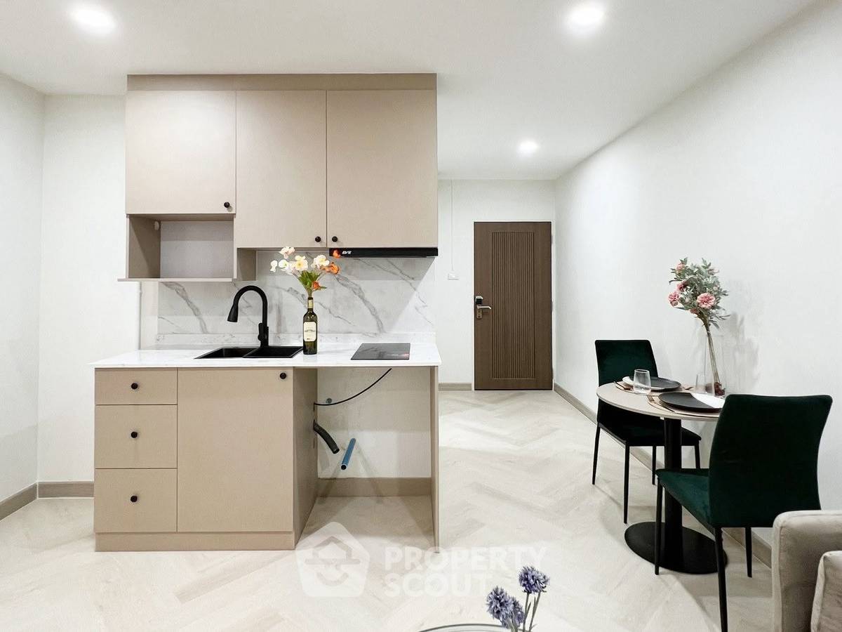 รูป คอนโด 2-ห้องนอน ที่ เดอะ ทรีโอ การ์เด้นท์ คอนโดมิเนียม ใน หนองบอน (ID 3374172) - รูปที่ 2/12