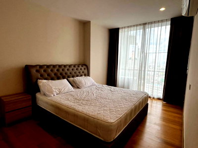คอนโดให้เช่า : Noble Revo Silom ใกล้ BTS สุรศักดิ์ ขนาด 50 ตร.ม. ปล่อยเช่า 23,000 บาท/เดือน