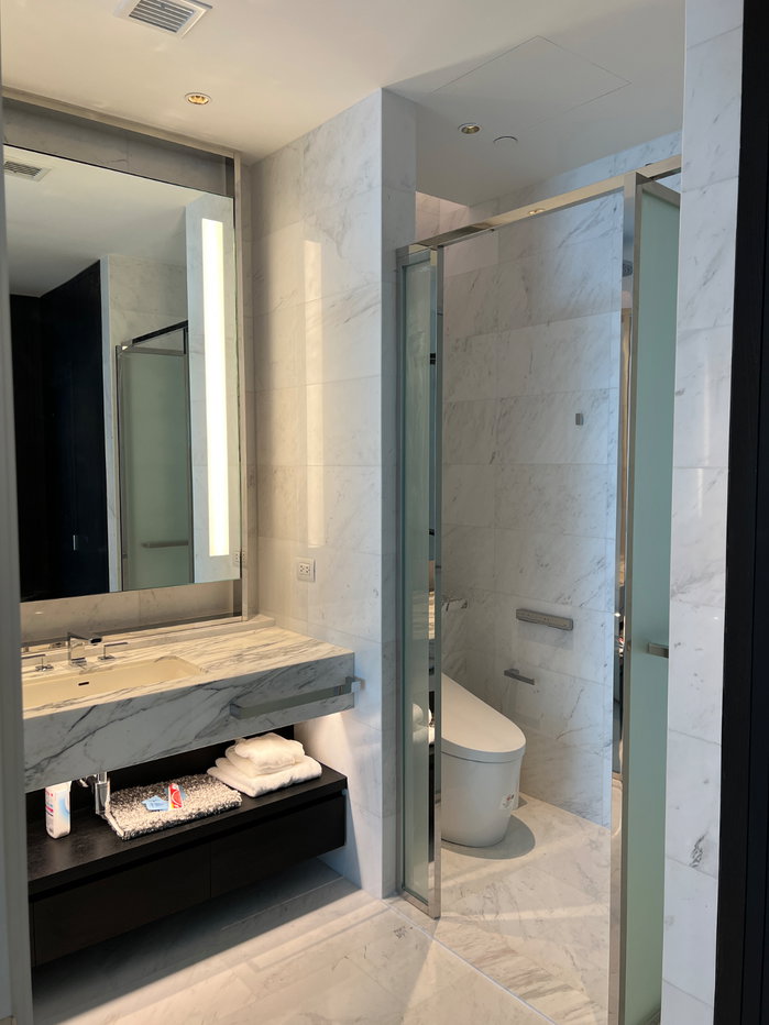 รูป 133 ตร.ม. 2 ห้องนอน ชั้น 69 ที่ Four Seasons Private Residences - รูปที่ 17/22